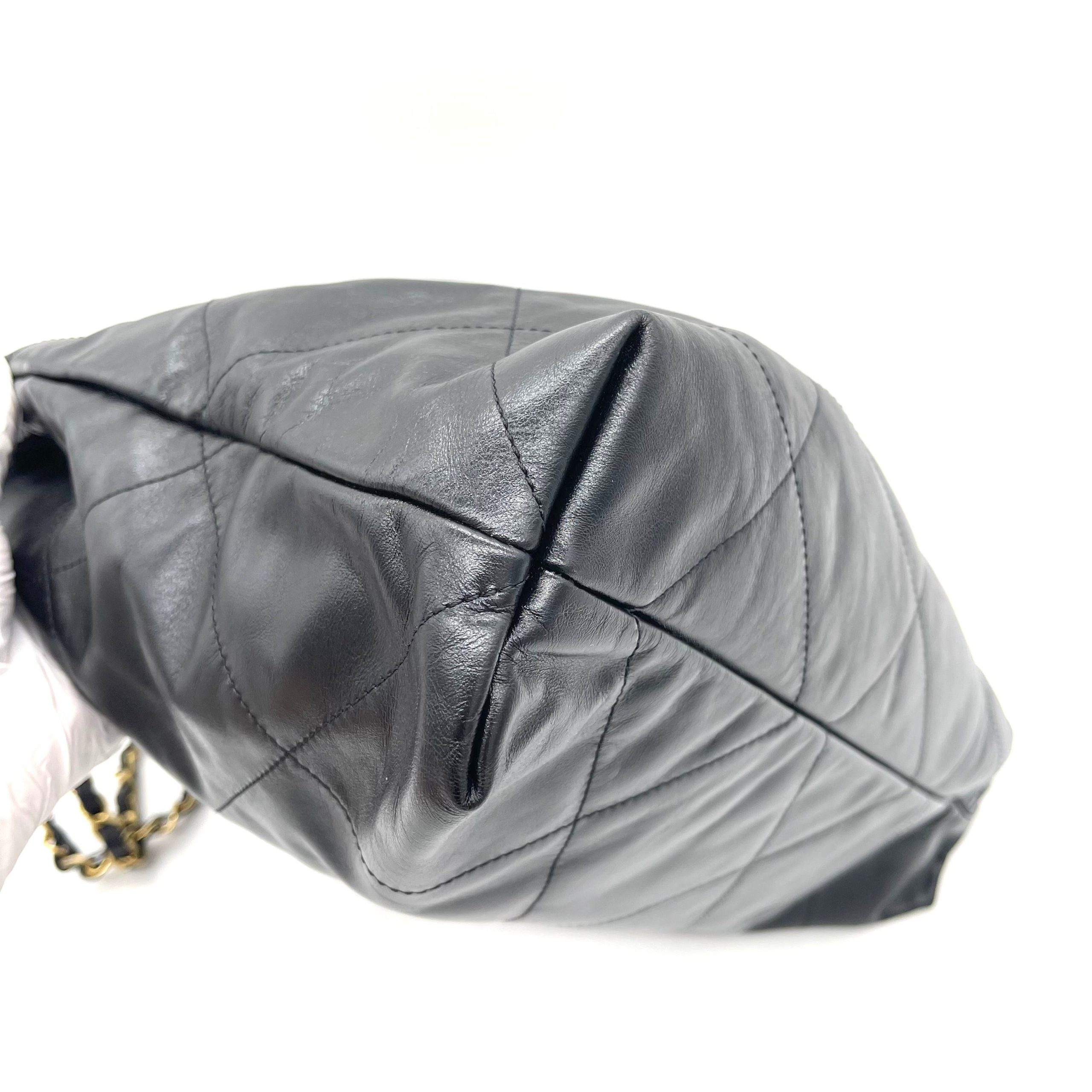 CHANEL Shiny Calfskin Quilted Chanel 22 Bag Medium Black