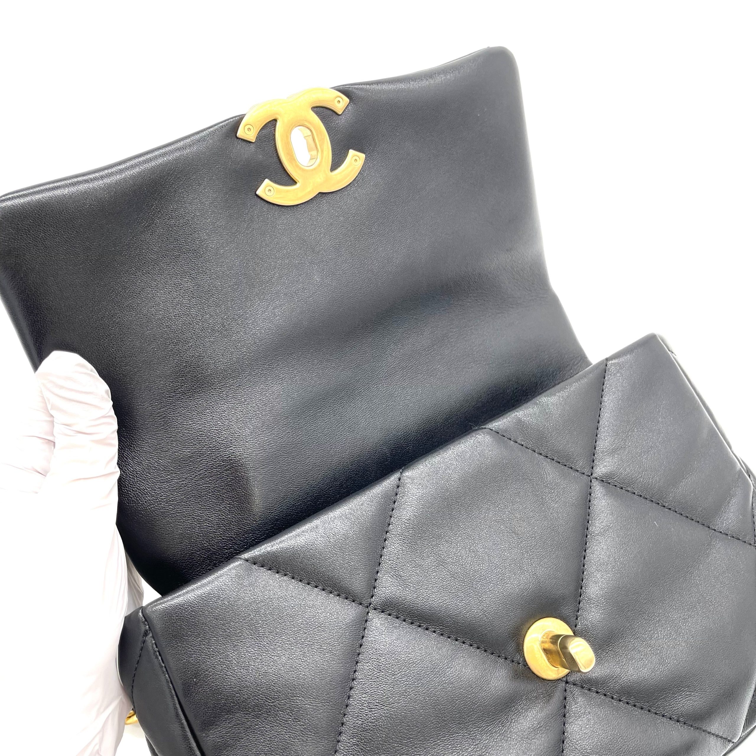 CHANEL Lambskin Quilted Medium Chanel 19 Flap Black 2023