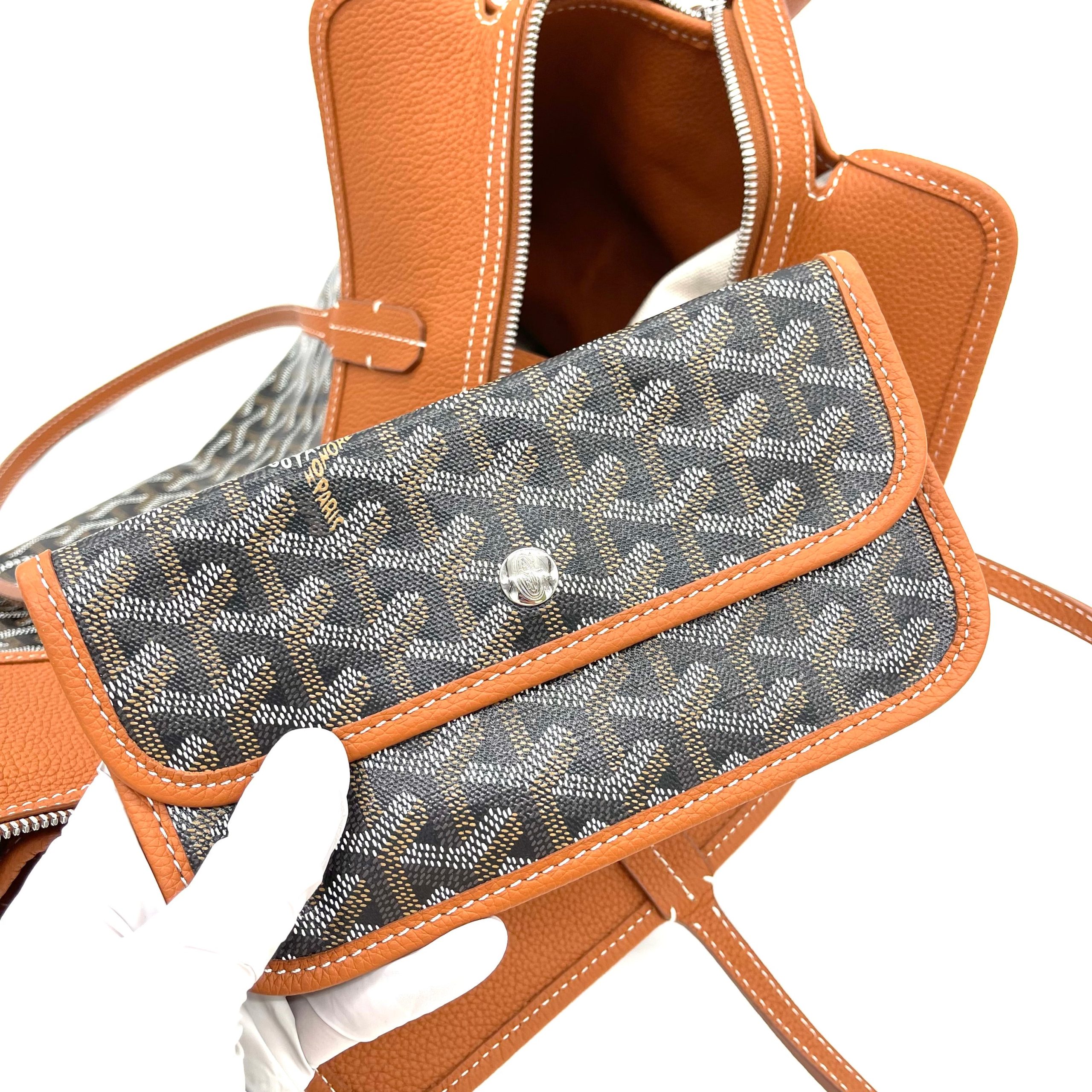 GOYARD Goyardine Sac Hardy Pet Carrier PM – Black/Gold