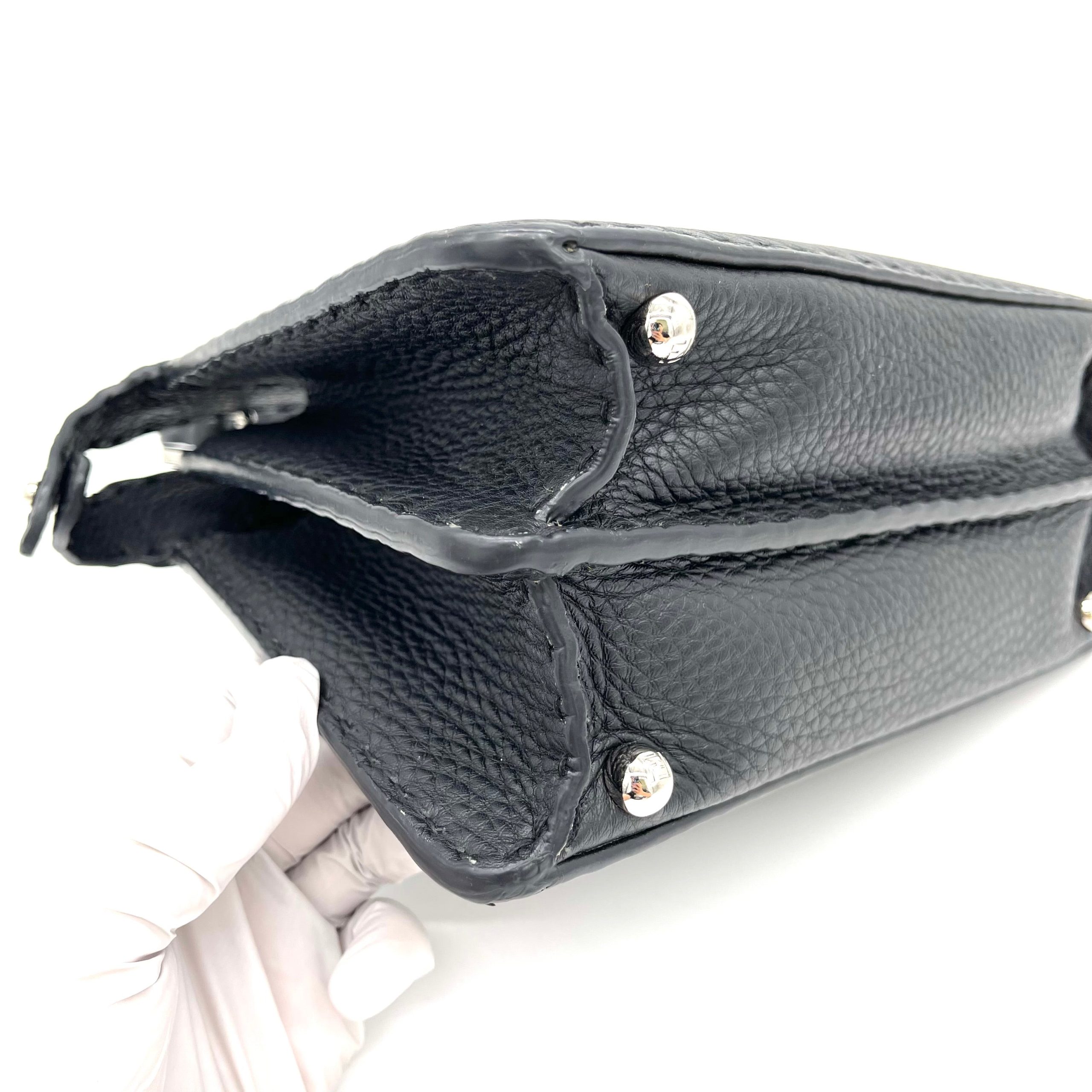 FENDI Peekaboo ISeeU Small Black Selleria bag