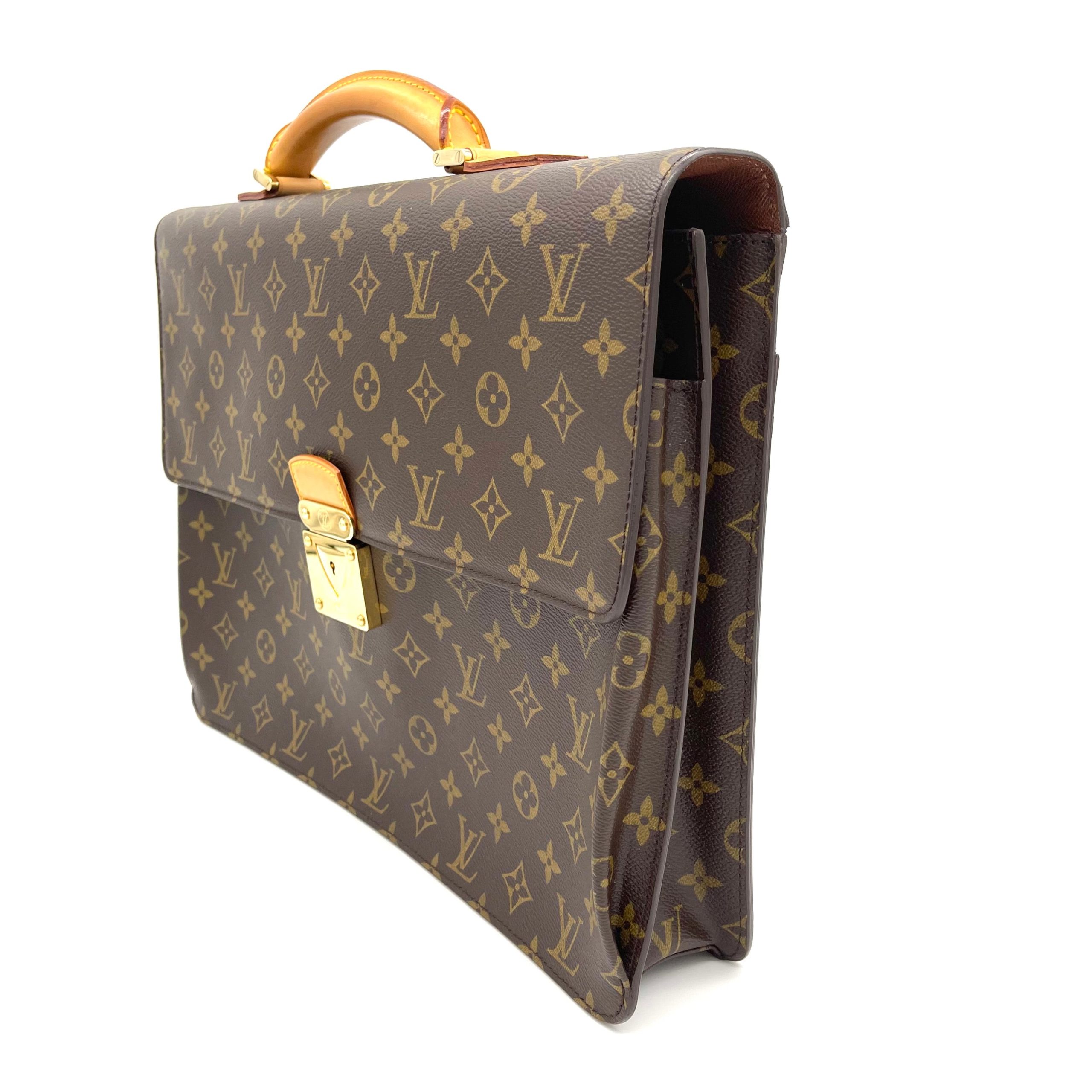LOUIS VUITTON Monogram Canvas Robusto 1 Compartment Briefcase