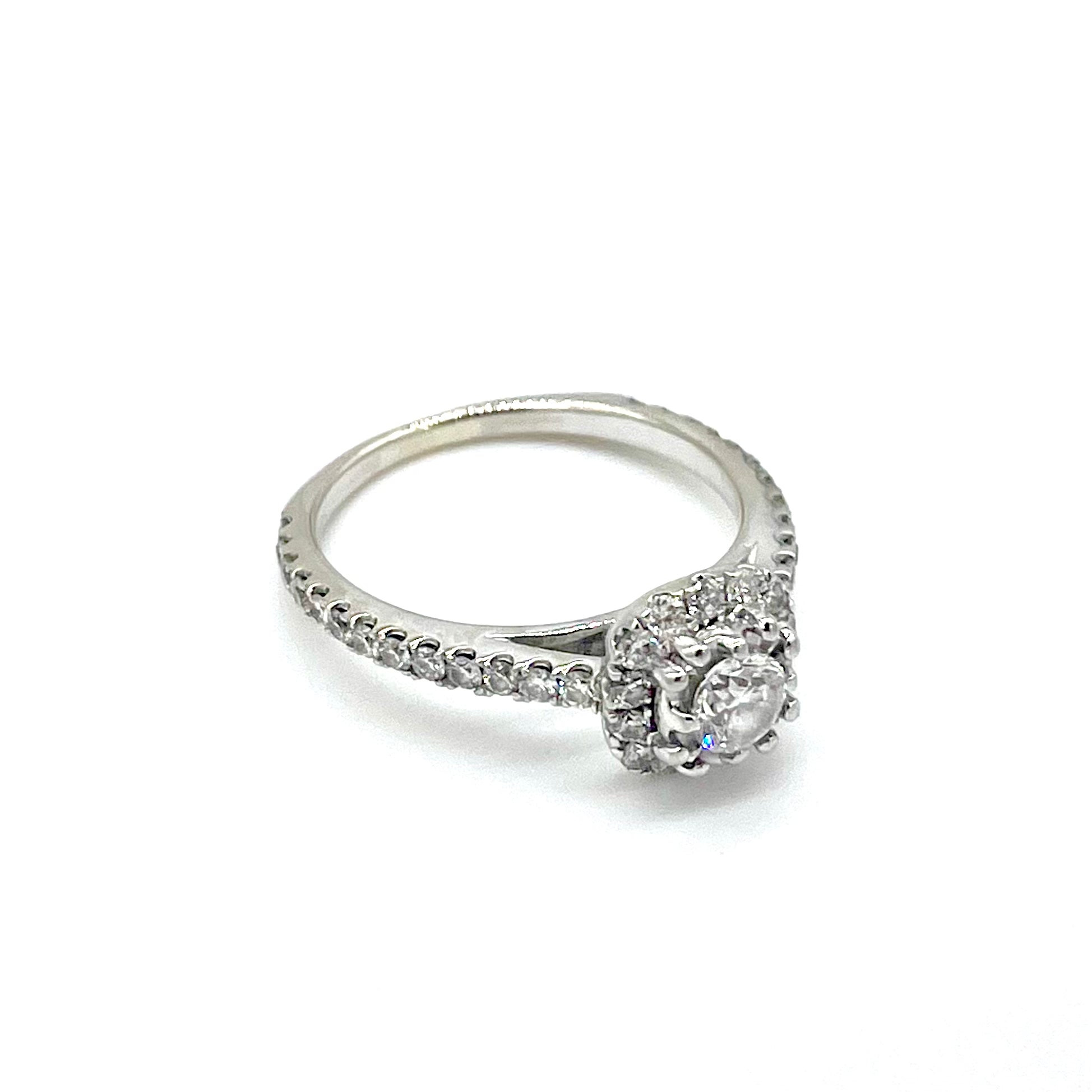 Oval Diamond Ring