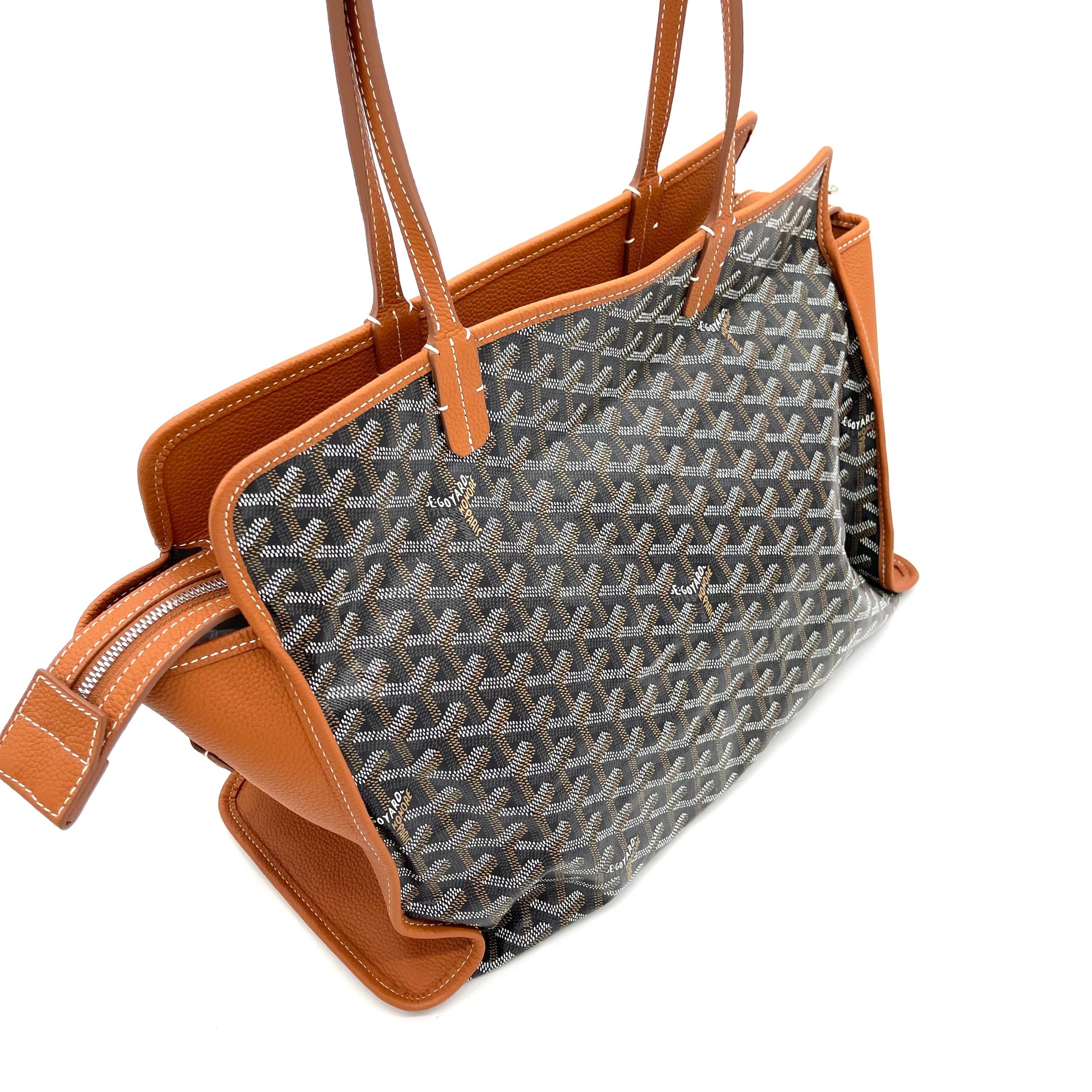 GOYARD Goyardine Sac Hardy Pet Carrier PM – Black/Gold