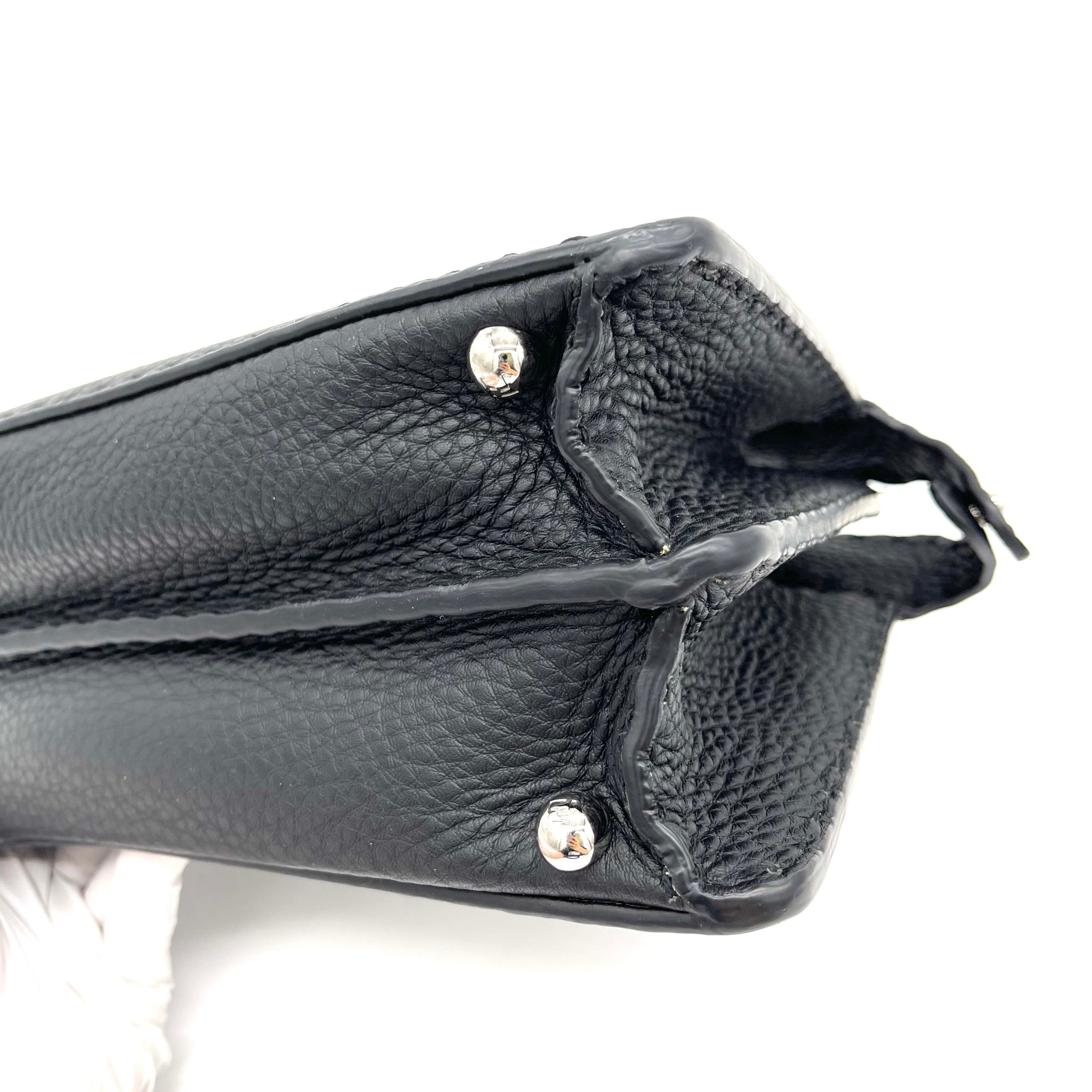 FENDI Peekaboo ISeeU Small Black Selleria bag