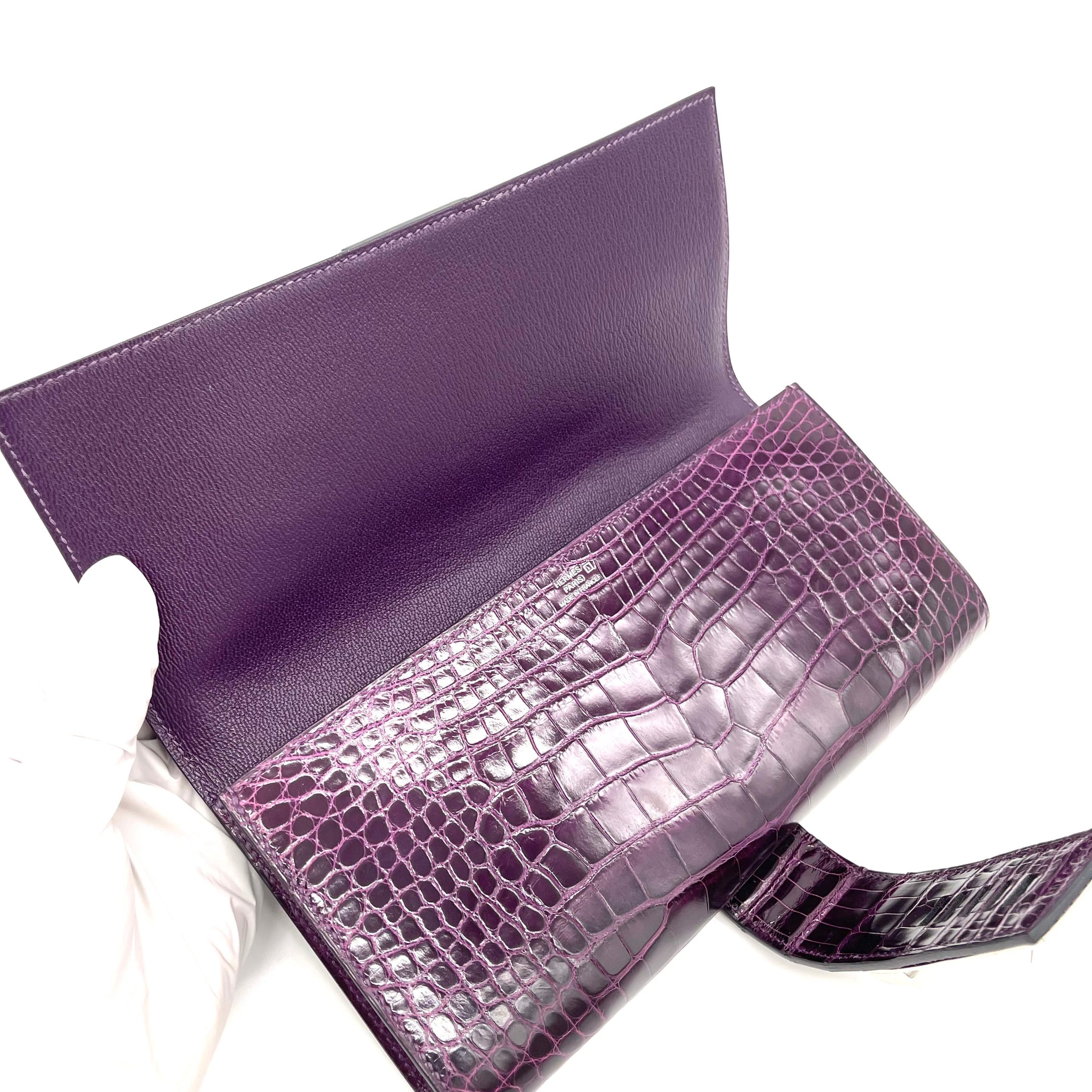 HERMES alligator medor clutch 23 purple clutches