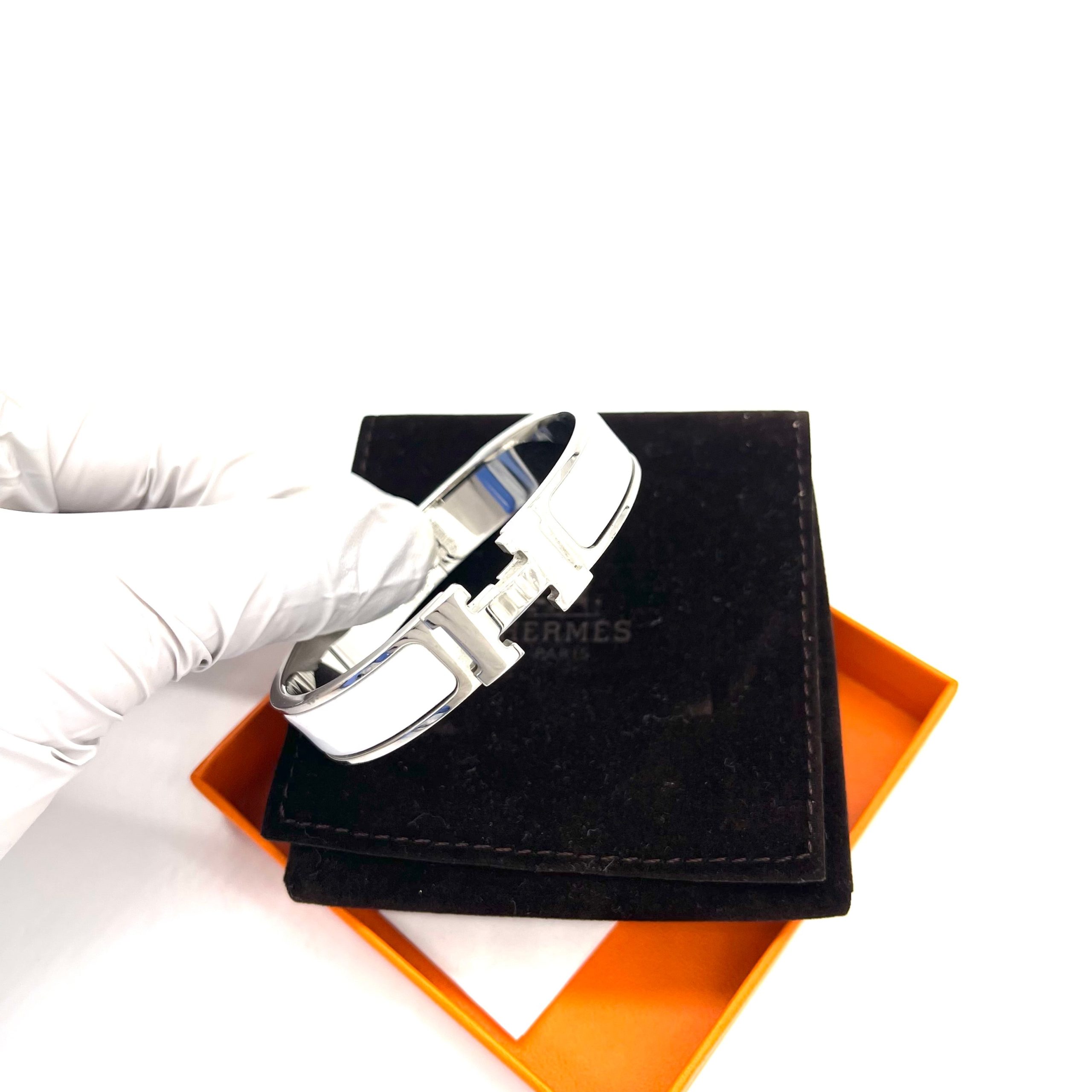 Hermès Clic H Bracelet – White Enamel with Palladium Plated Hardware