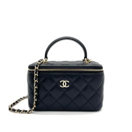 CHANEL Lambskin Quilted Small Top Handle Vanity Case with Chain – Black