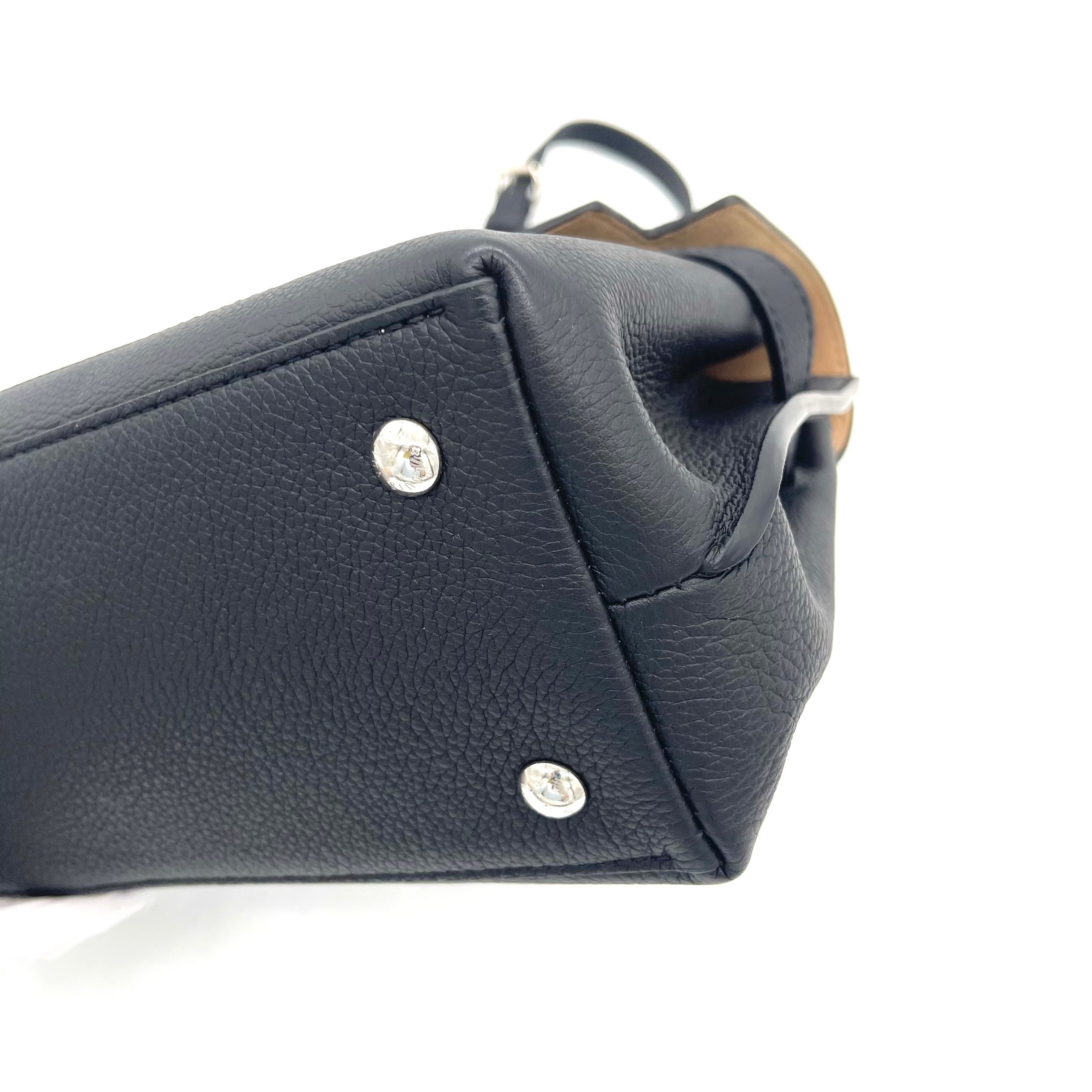 Louis Vuitton Soft Calfskin Lockme Ever BB – Black