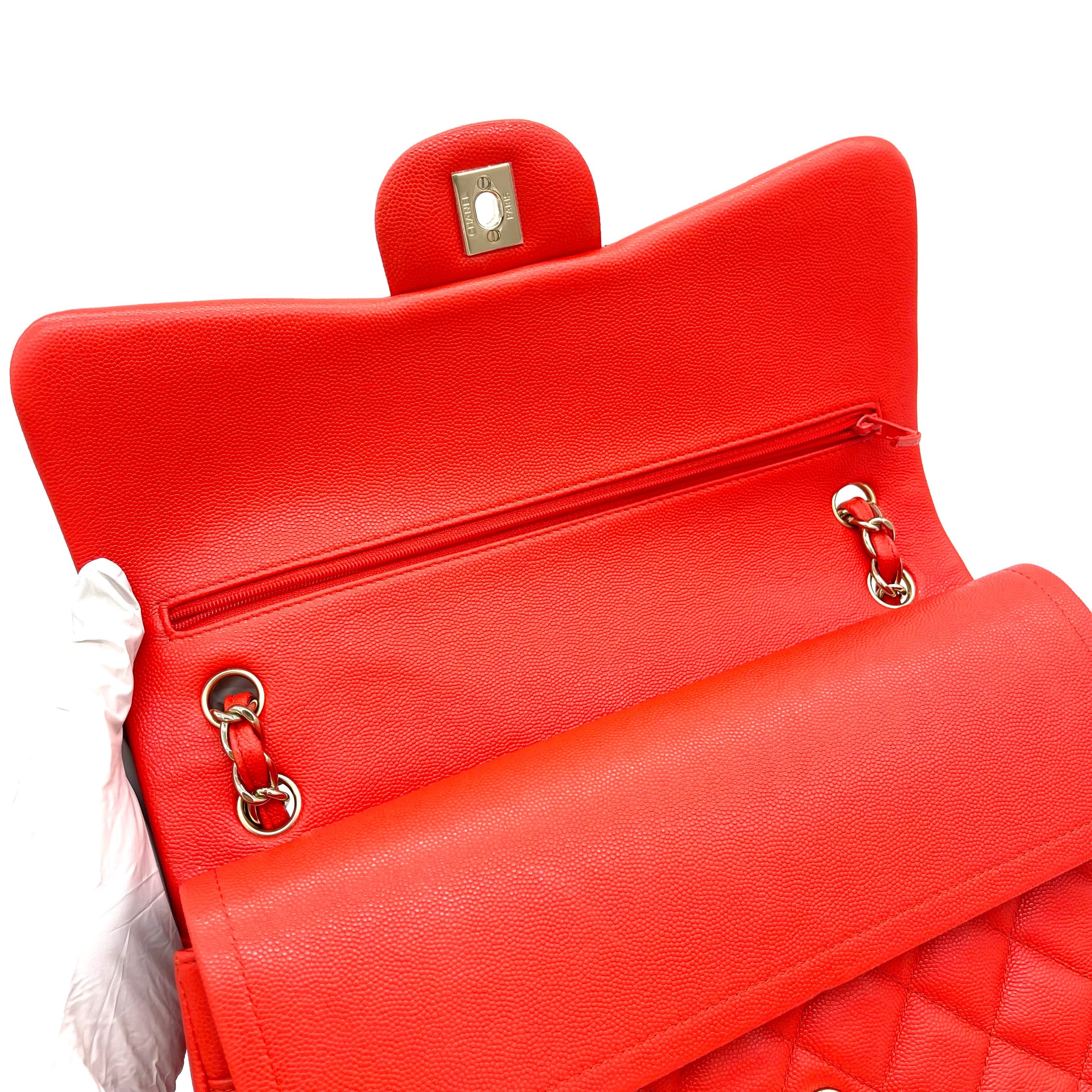 CHANEL Caviar Quilted Jumbo Double Flap Red 2019