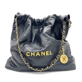 CHANEL Shiny Calfskin Quilted Chanel 22 Bag Medium Black