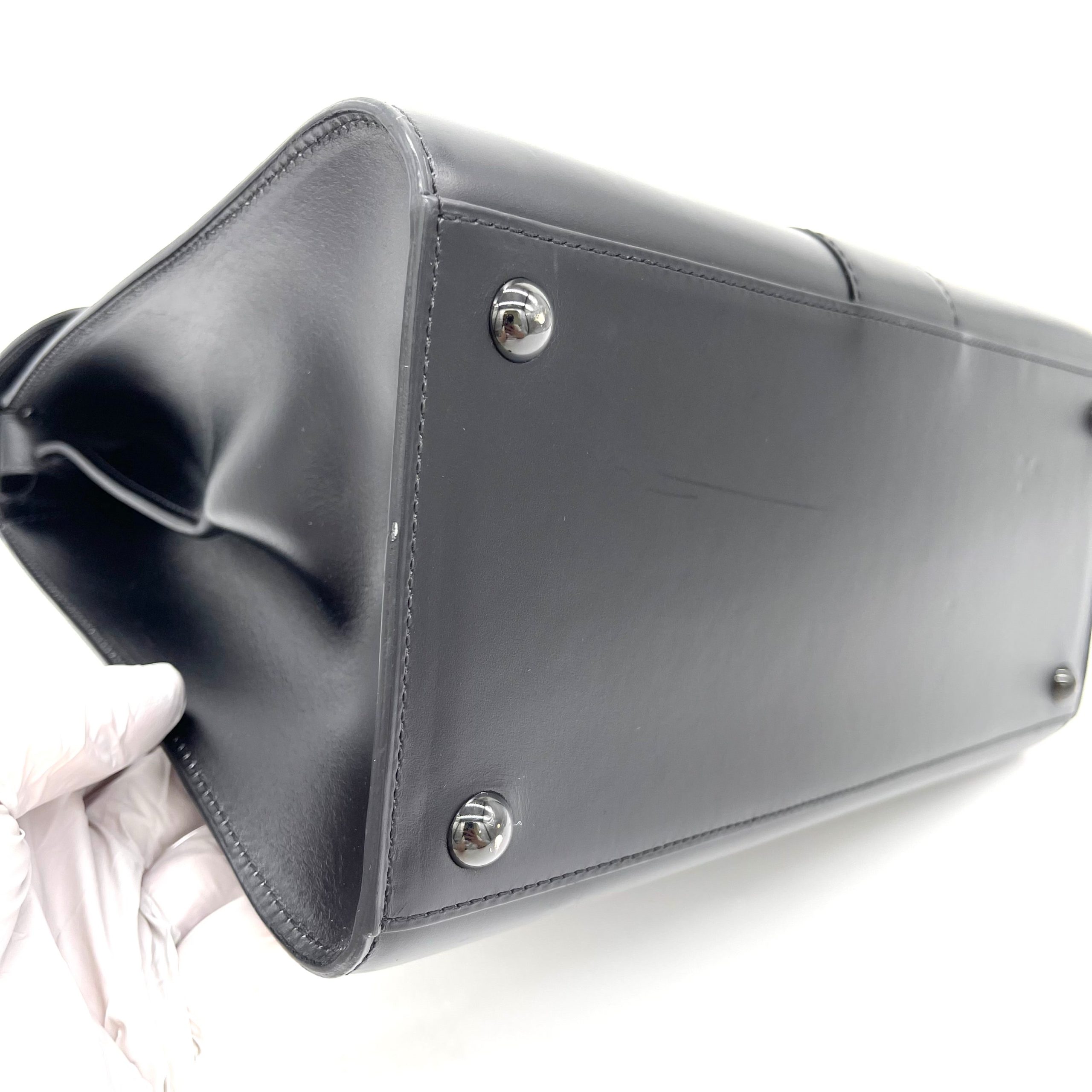 DELVAUX Box Calfskin MM Brillant Black