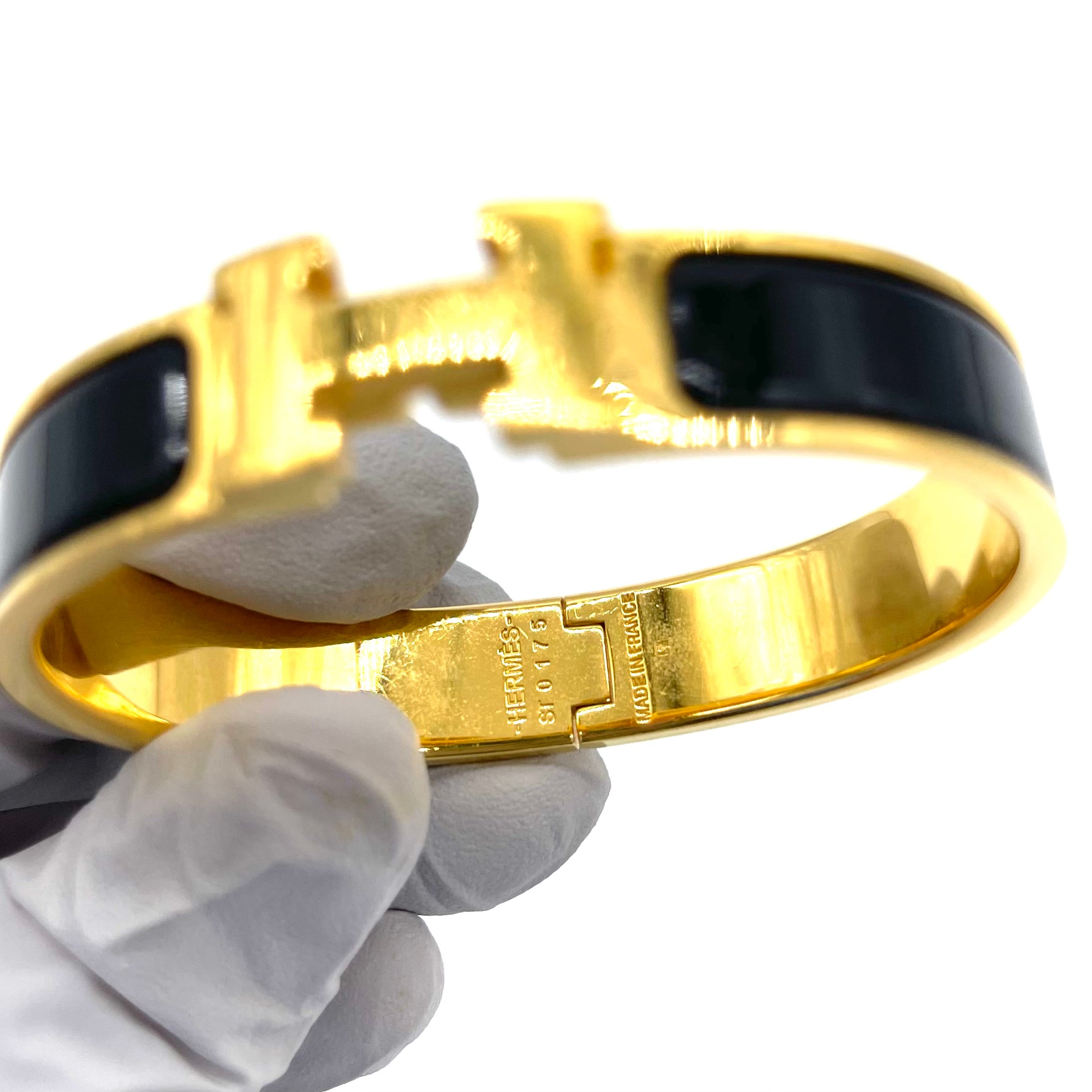 Hermès Clic H Bracelet – Black Enamel with Gold Plated Hardware