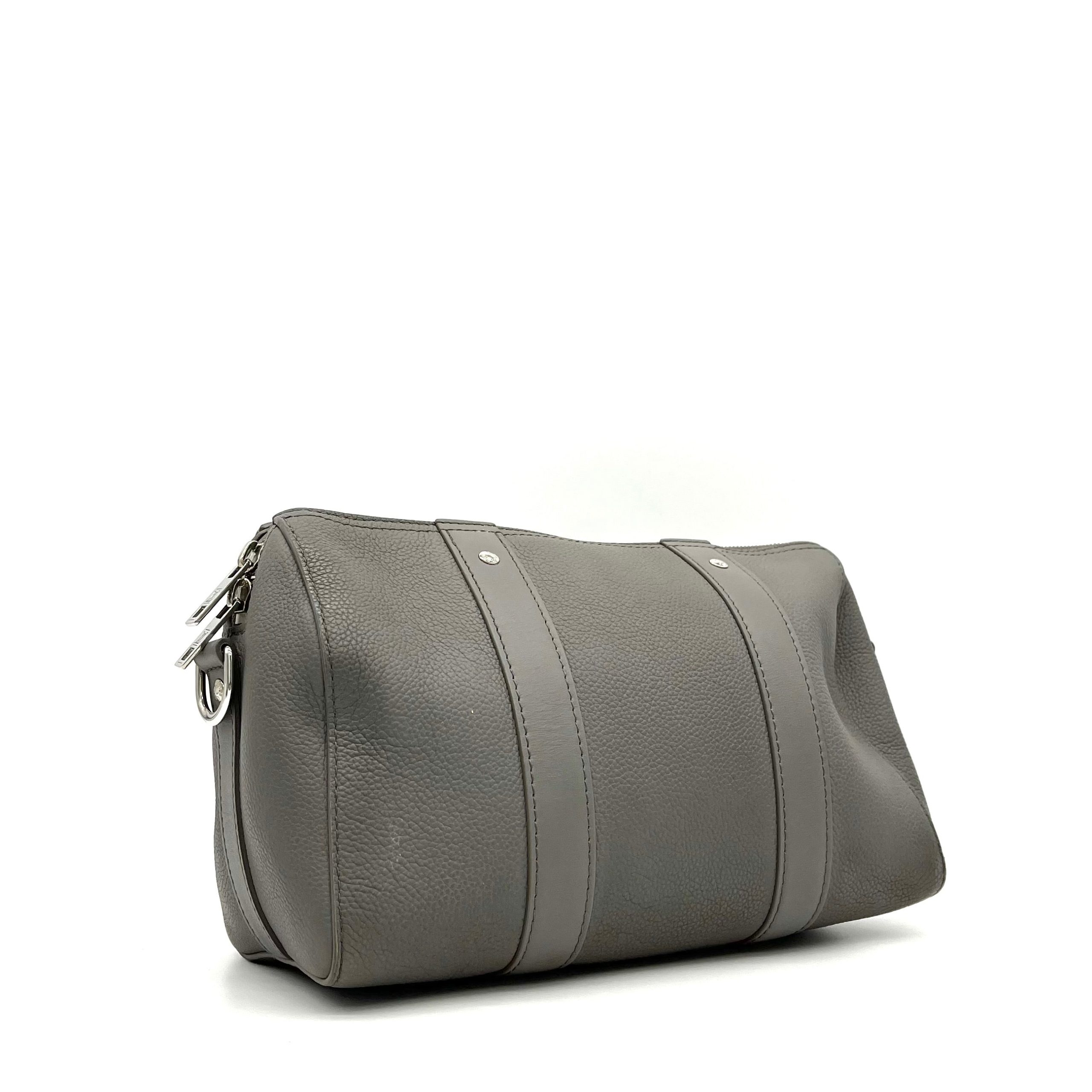 Louis Vuitton Grained Calfskin Aerogram City Keepall Gris