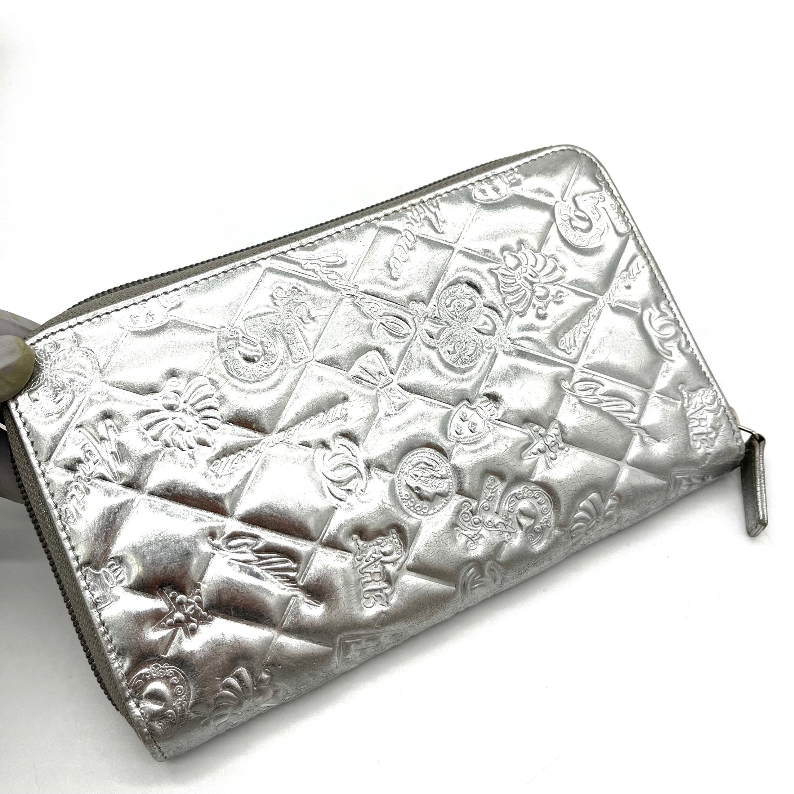 Chanel Silver Quilted Patent Leather Embossed Lucky Symbols Zip Around Wallet 2006-2008