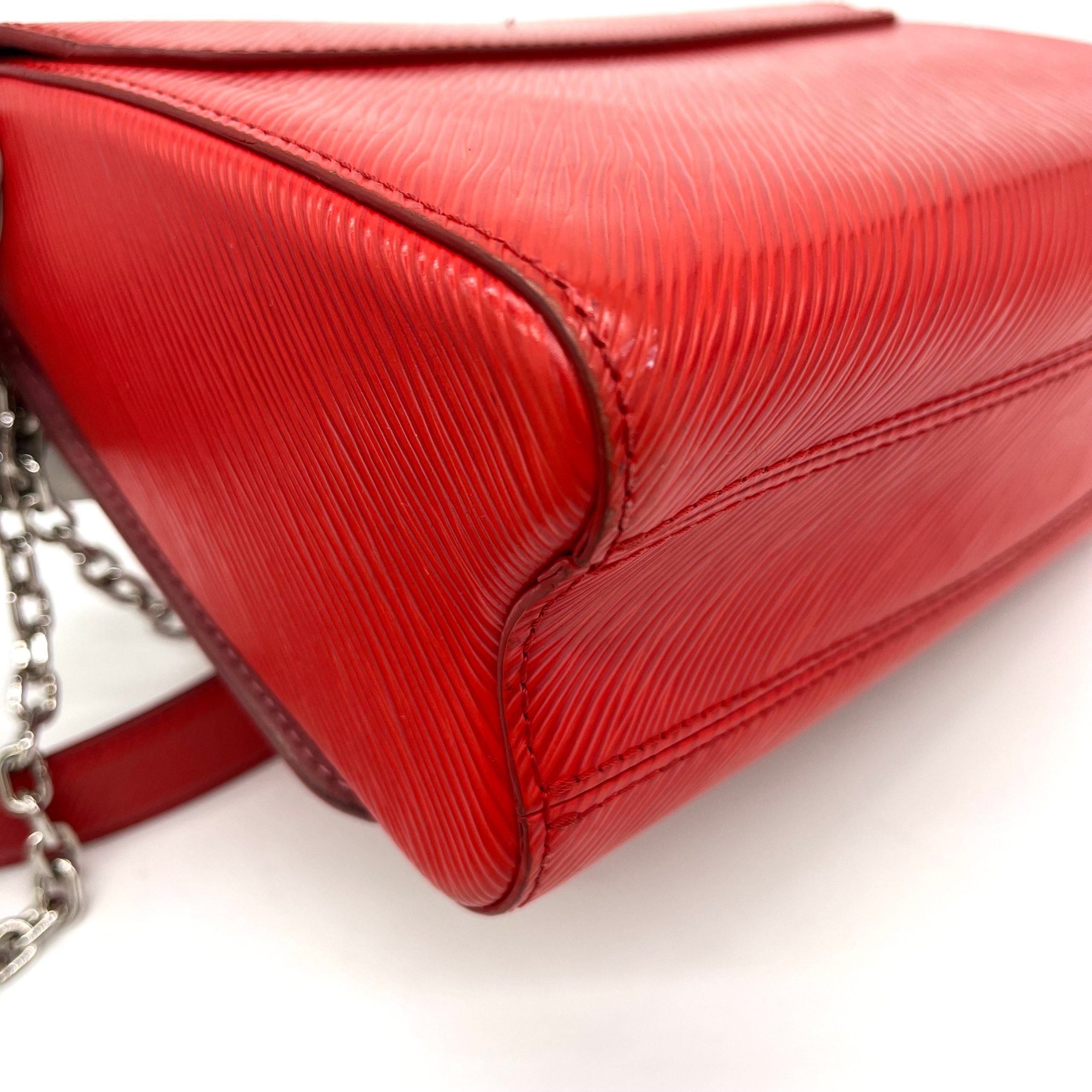 LOUIS VUITTON Epi Twist Shoulder Bag MM Coquelicot