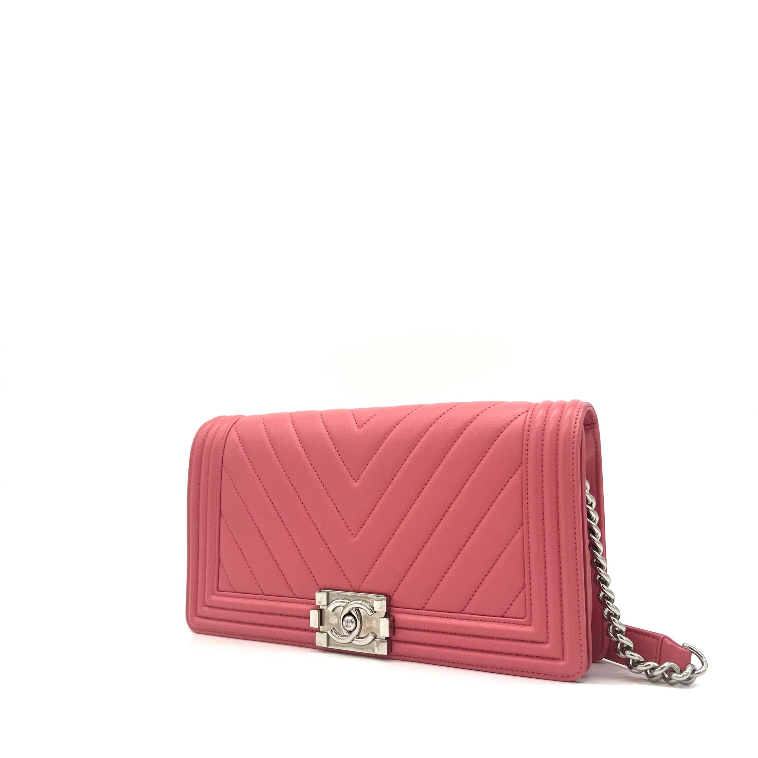 Chanel Lambskin Chevron Quilted Medium Boy Flap in Pink 2015-2016