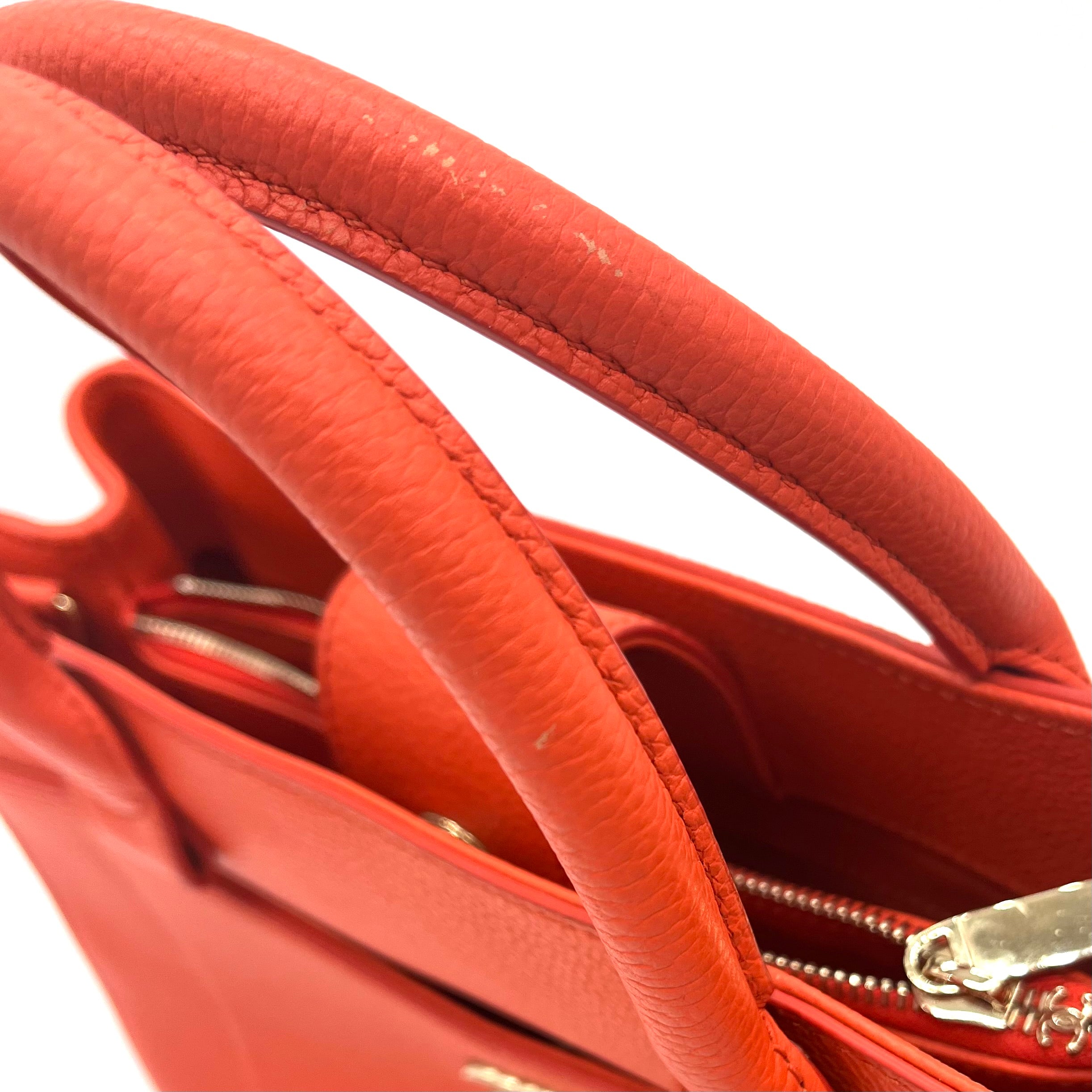 CHANEL Grained Calfskin Small Neo Executive Shopper Tote Red 2017