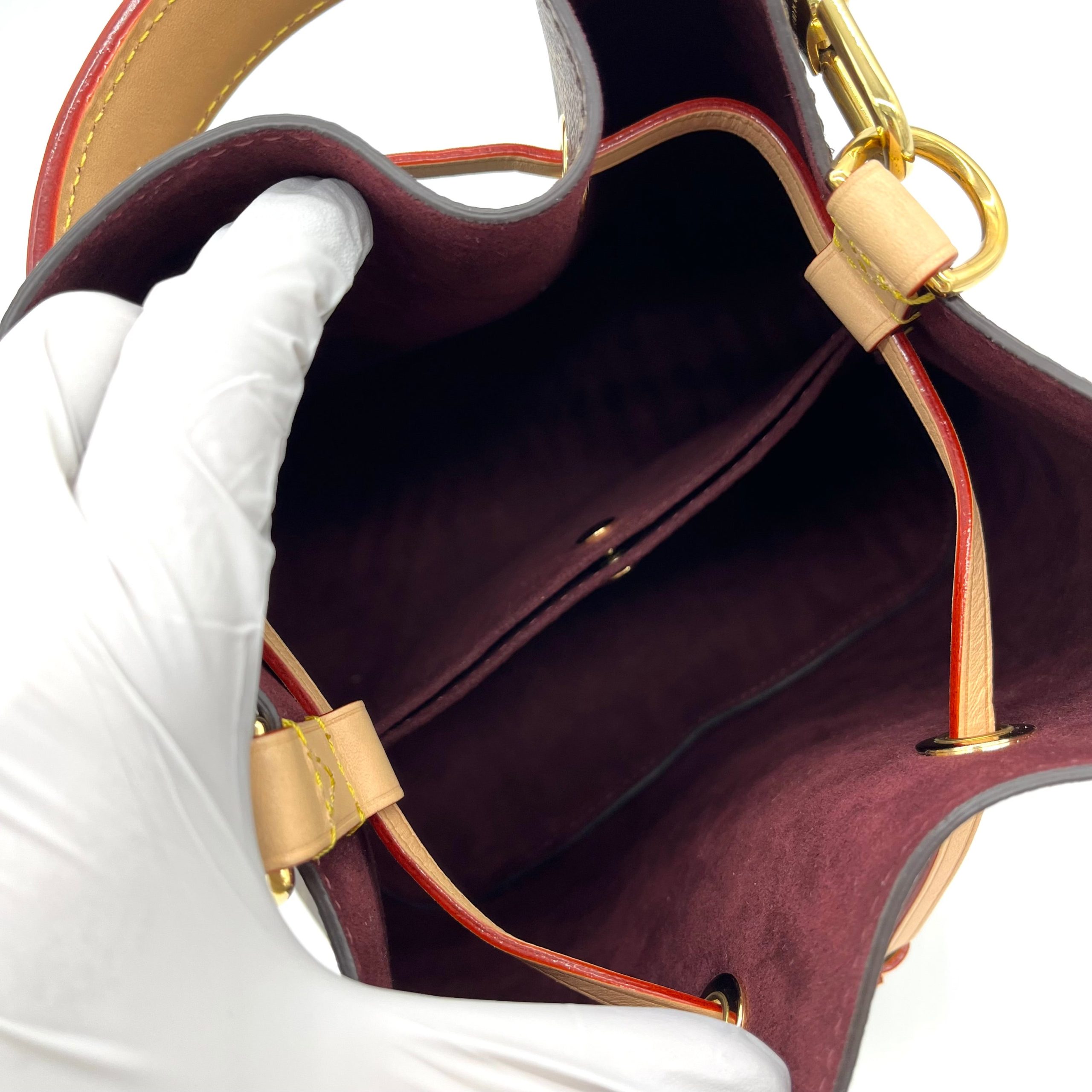 Louis Vuitton  Monogram Neonoe BB