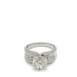 18K White Gold with 1.87 Carat Natural Diamond Ring