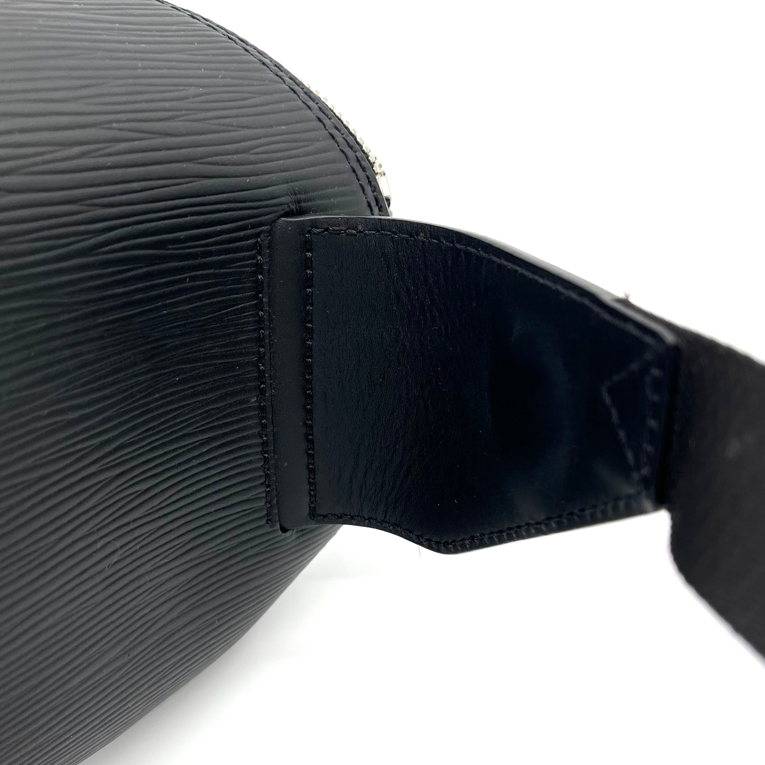 LOUIS VUITTON Epi Damier Graphite Bumbag Black