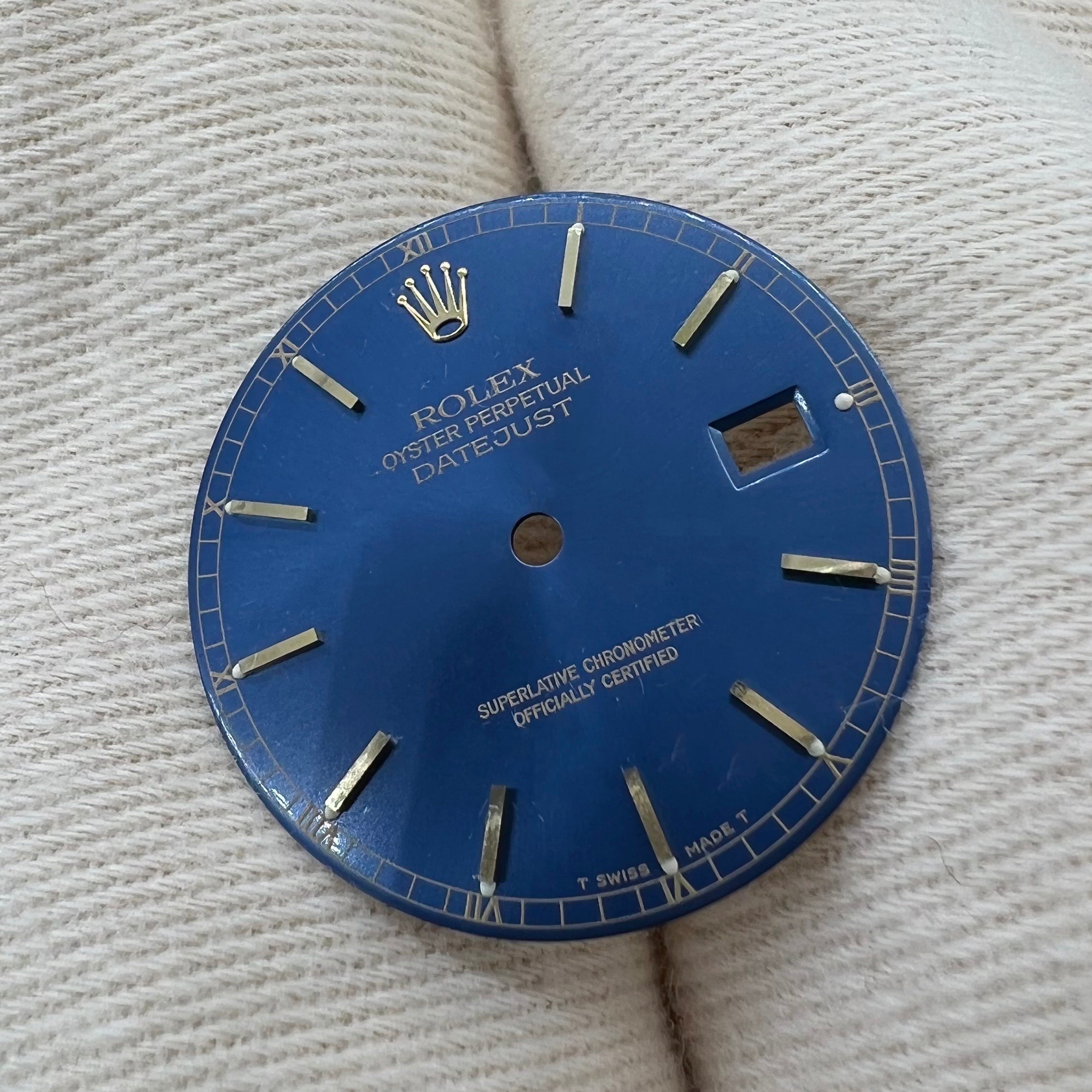 Guaranteed Authentic Rolex Oyster Perpetual Datejust  With Date Model 16220 Superlative Chronometer Officially Certified Swiss Made Dark Blue Dial 36mm