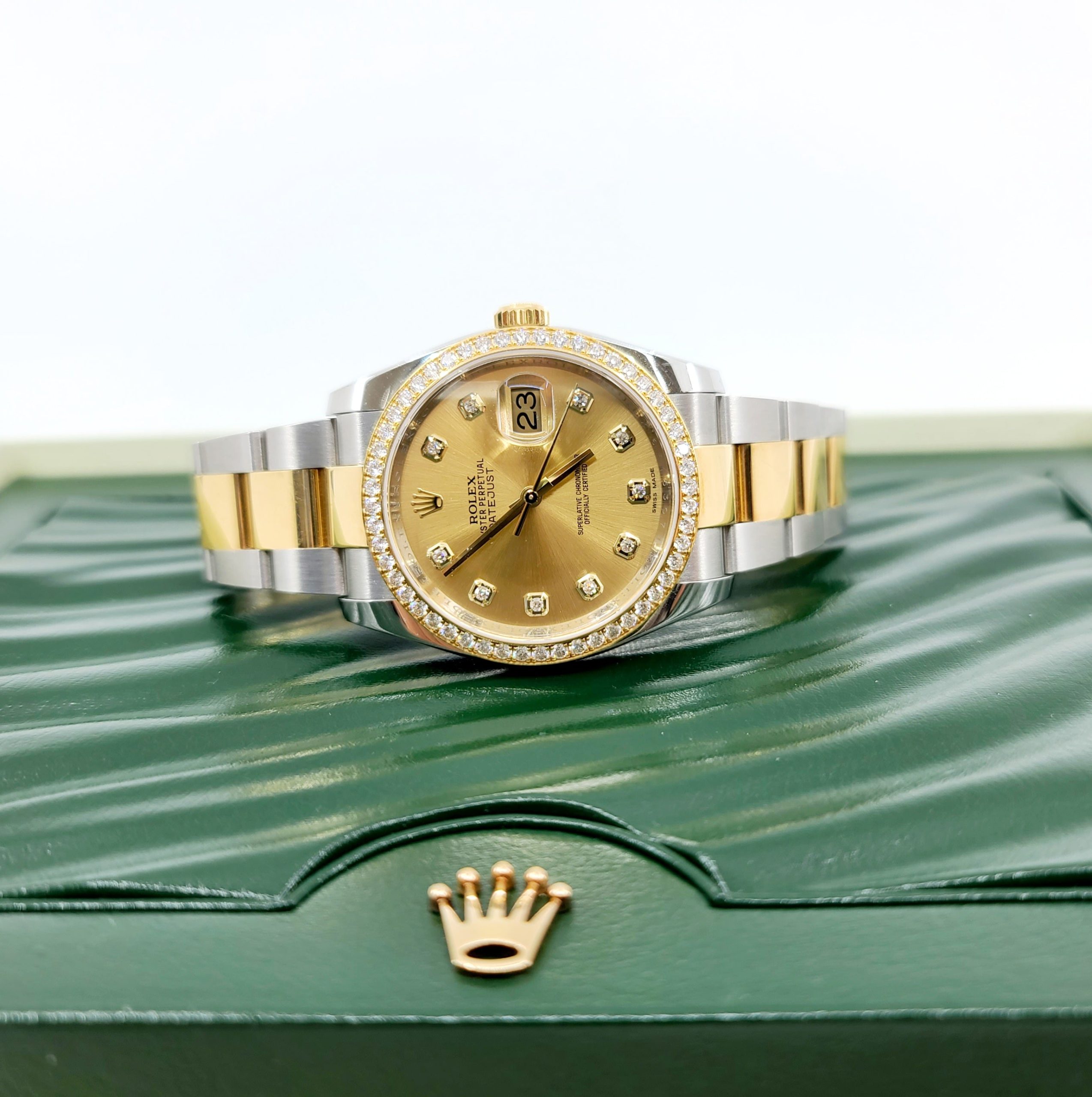 2014 Rolex 116243 date just factory tenpoint dail $ diamonds bazel Twotone 18k gold all factory parts