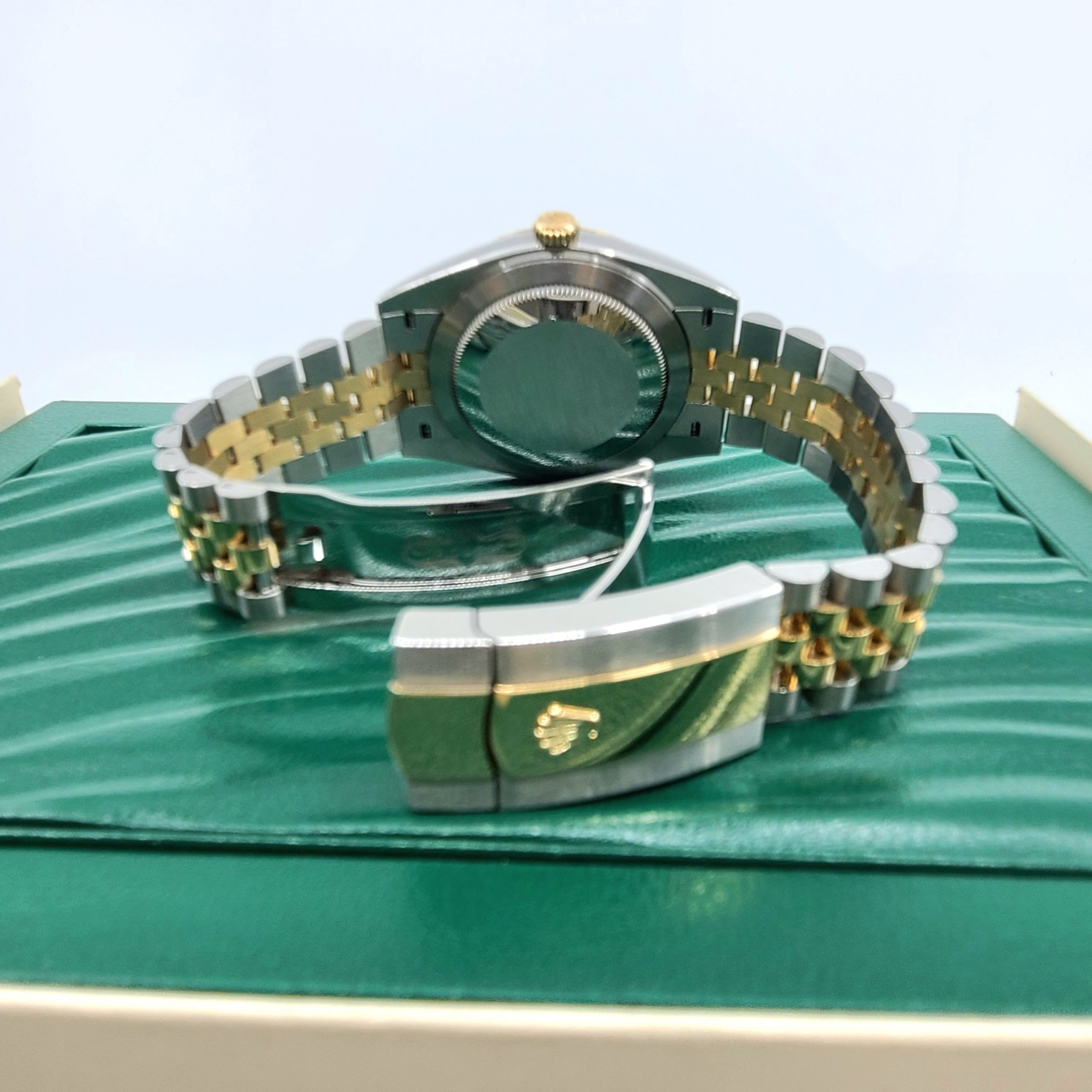 2020 year Rolex Date just 41mm 18k Gold & steel 126333/Random serial #