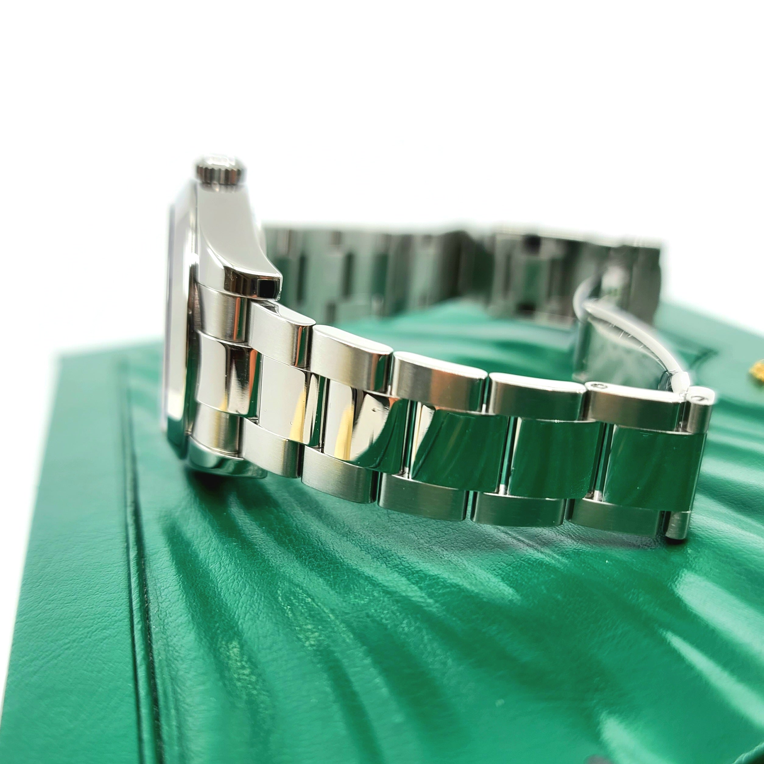 Rolex Milgauss Automatik Stahl Herrenuhr Oyster Perpetual Ref. 116400 B&P 2010