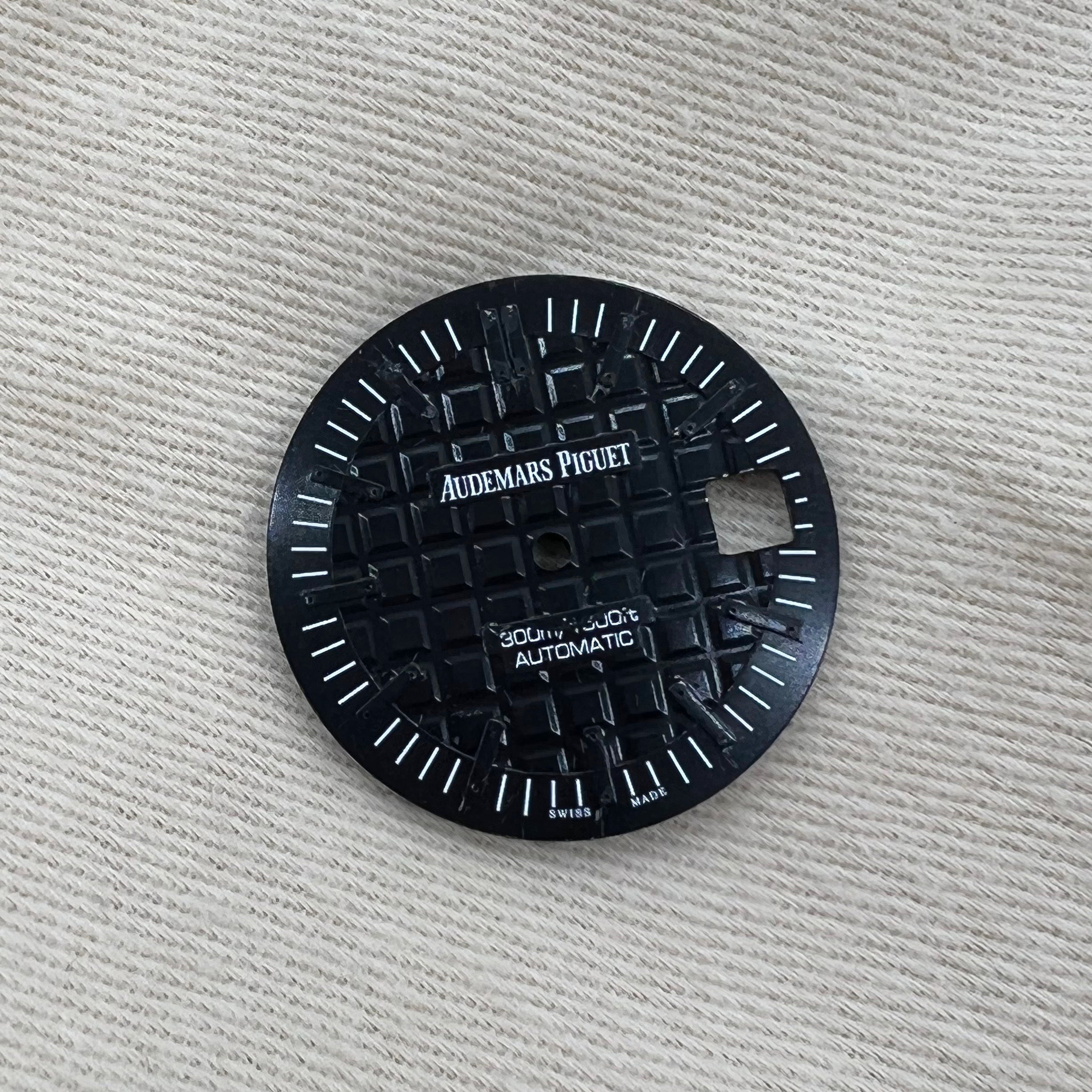 Audemars Piguet Automatic 300nm/1300ft Original Watch Dial with Date Swiss Made