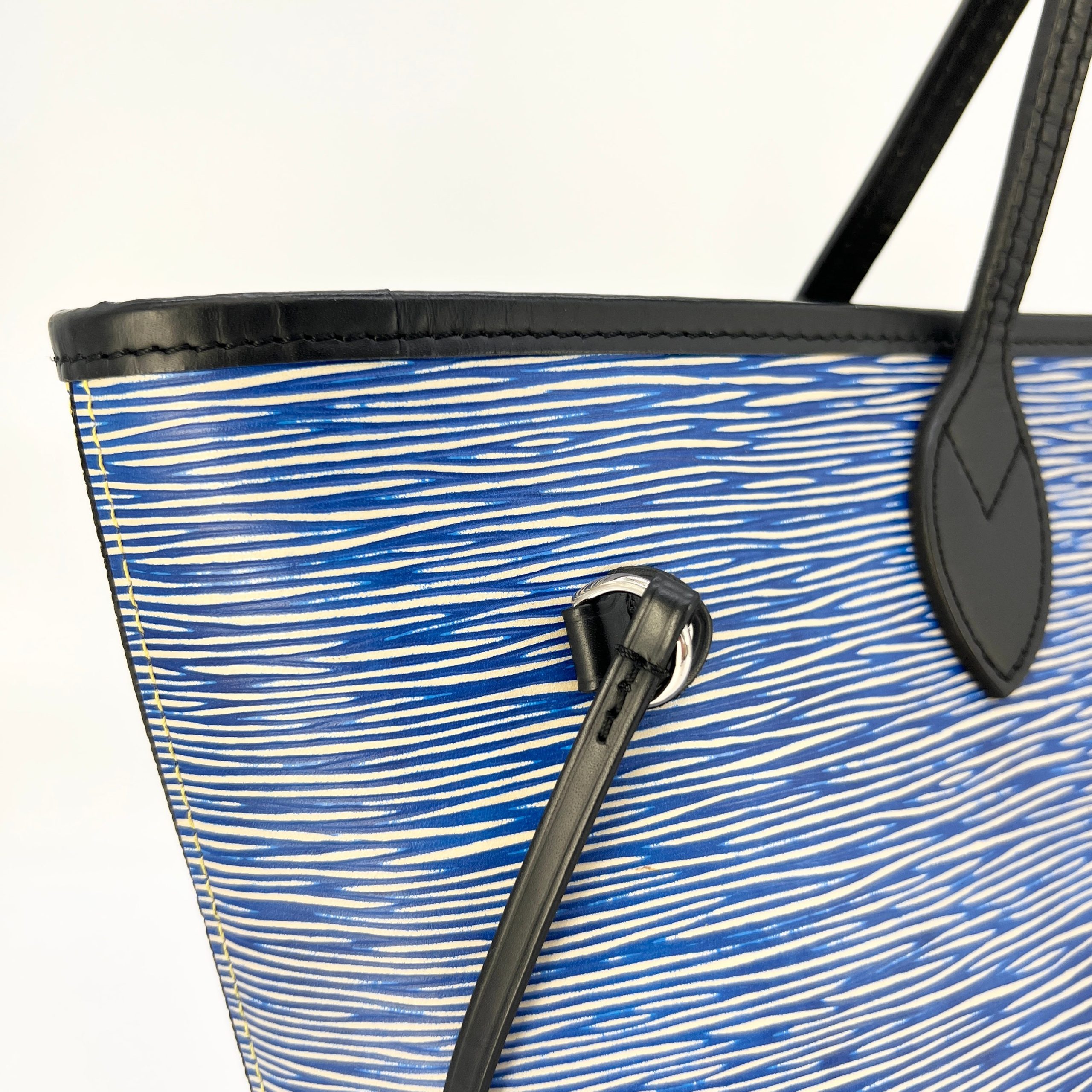 Louis Vuitton Epi Neverfull MM Denim Light [Guaranteed Authentic]