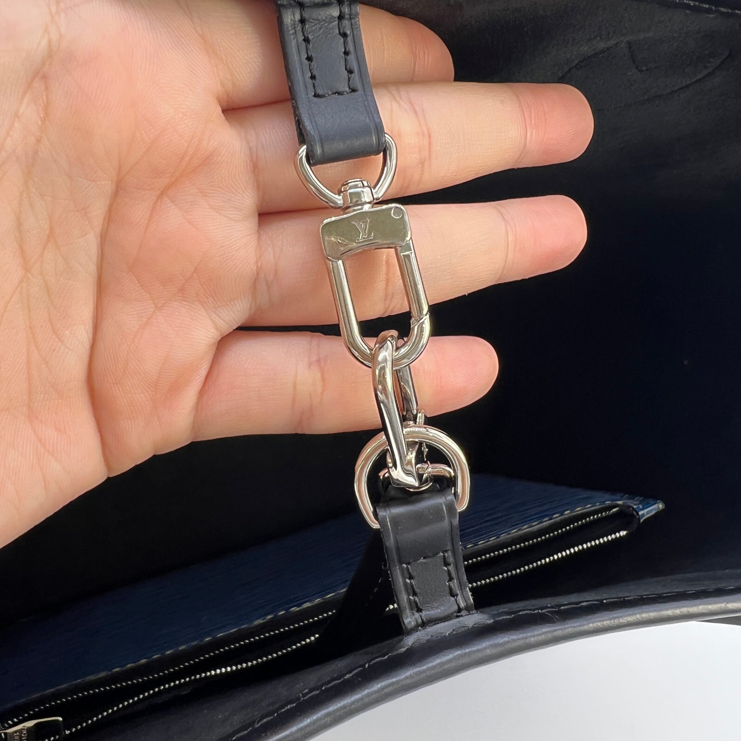 Louis Vuitton Epi Neverfull MM Denim Light [Guaranteed Authentic]