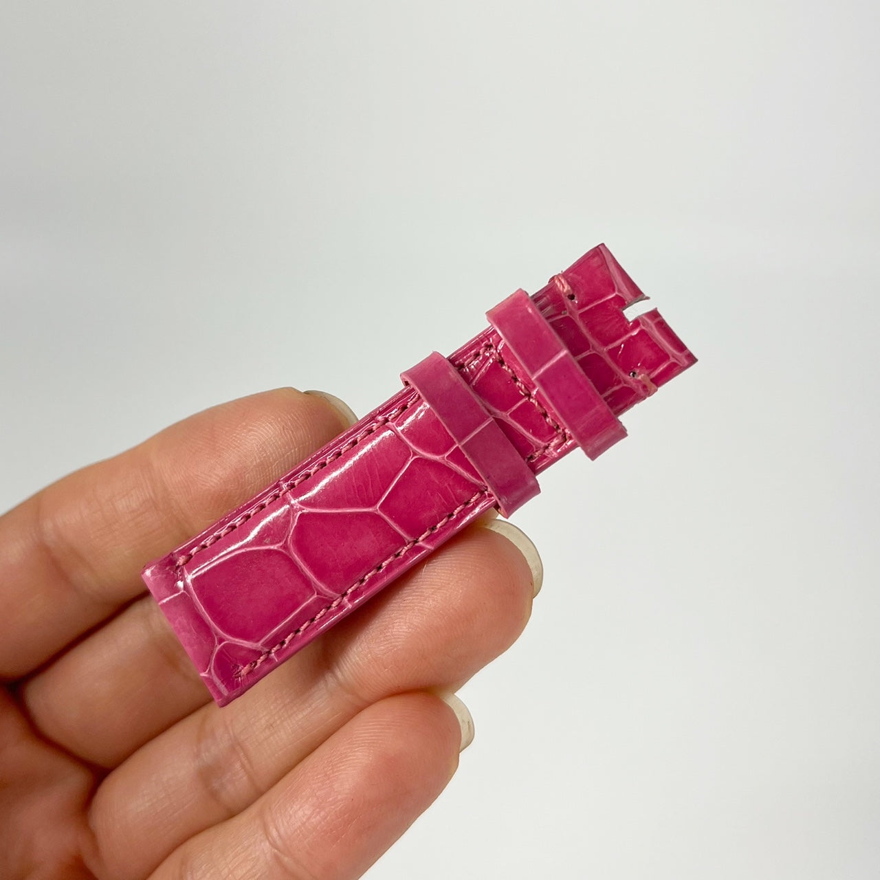 Guarantee Authentic Chanel Alligator Genuine Leather Strap Pink 18mmx16mm Watch Band