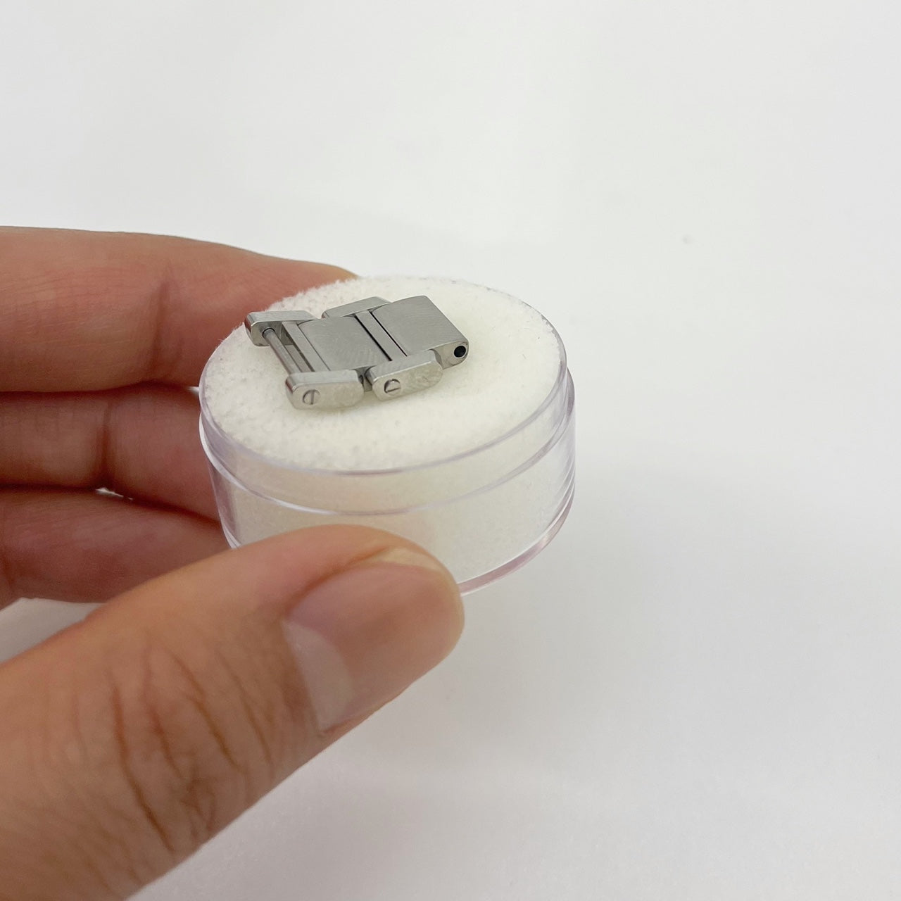 Guarantee Authentic Cartier Tank Francaise Stainless Steel 14.5mm Bracelet Band Link. Is the price of one